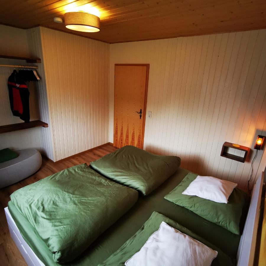 BB19 Eifel-Ferienhaus am Moseltal mit Saunahaus Beuren  Exterior foto